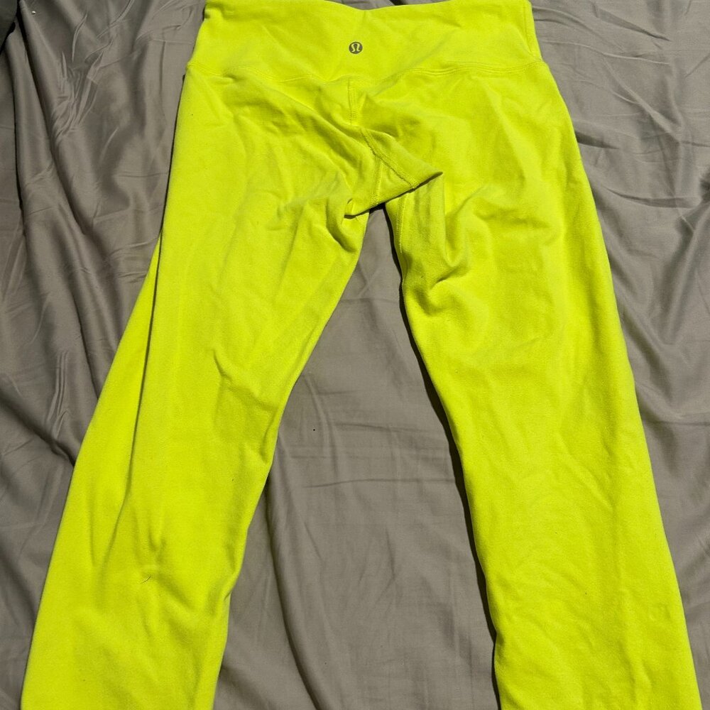 Lululemon Wunder Under Cropped Leggings Size 6